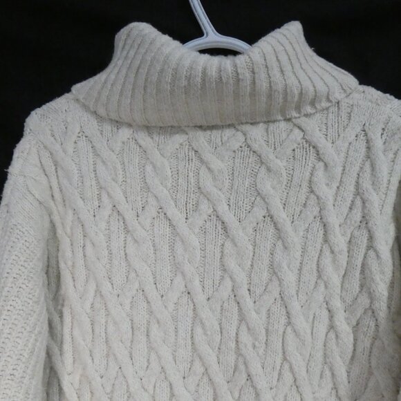 Cream Turtleneck Sweater | xl - extra large - Picture 4 of 16